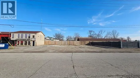 506 Hanna Street East Windsor ON N8X 2N5