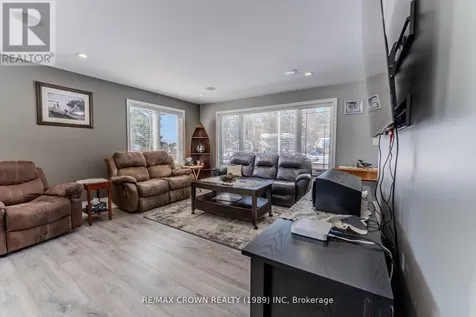 211 Eglington Road North East Ferris ON P0H 1H0