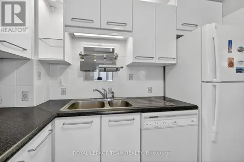 960 Teron Road Ottawa ON K2K 2B6