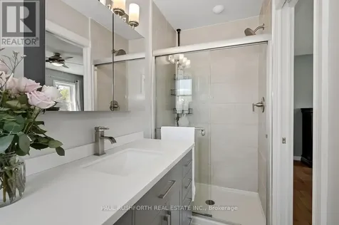 1072 Richard Avenue Ottawa ON K1H 8C4