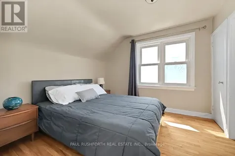 1072 Richard Avenue Ottawa ON K1H 8C4
