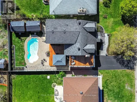 1072 Richard Avenue Ottawa ON K1H 8C4