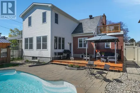 1072 Richard Avenue Ottawa ON K1H 8C4