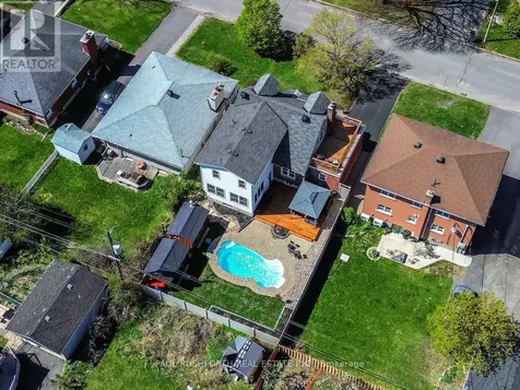 1072 Richard Avenue Ottawa ON K1H 8C4