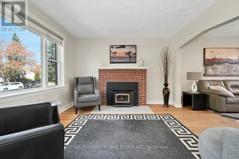 1072 Richard Avenue Ottawa ON K1H 8C4