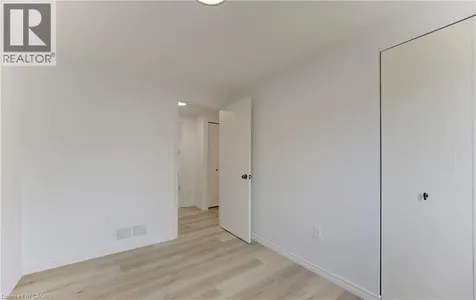 38 Cassidy Court Cambridge ON N1R 8J2