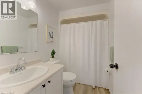 38 Cassidy Court Cambridge ON N1R 8J2
