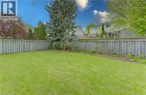 38 Cassidy Court Cambridge ON N1R 8J2