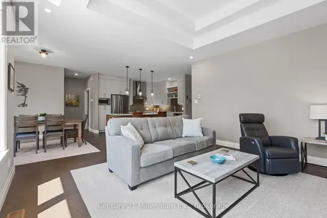401 Algoma Crescent Georgian Bluffs ON N0H 1S0