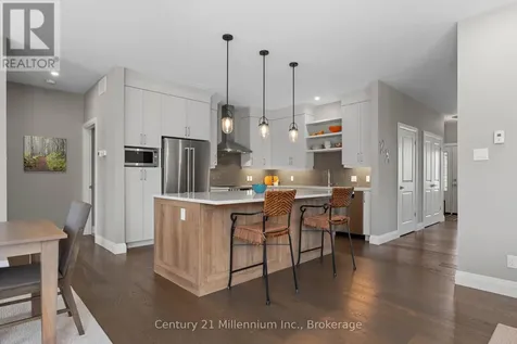 401 Algoma Crescent Georgian Bluffs ON N0H 1S0