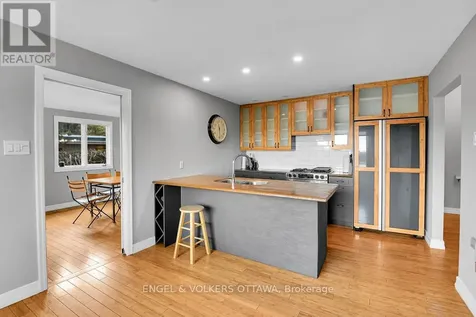1477 Jarvis Drive Ottawa ON K1V 1H1