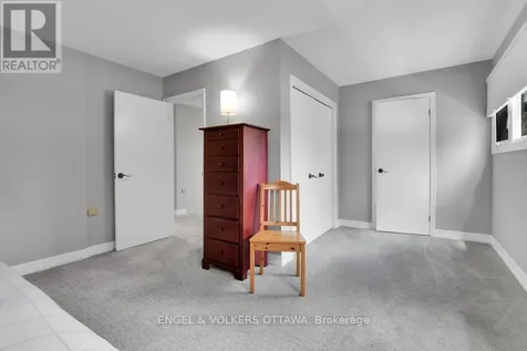 1477 Jarvis Drive Ottawa ON K1V 1H1