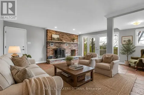 1477 Jarvis Drive Ottawa ON K1V 1H1