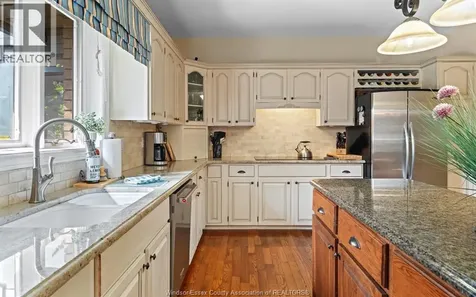 379 Elmgrove Drive Lakeshore ON N8N 4H2