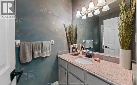 379 Elmgrove Drive Lakeshore ON N8N 4H2
