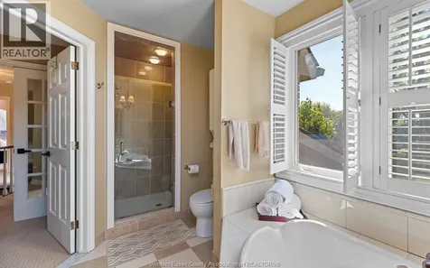 379 Elmgrove Drive Lakeshore ON N8N 4H2