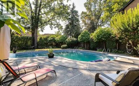 379 Elmgrove Drive Lakeshore ON N8N 4H2