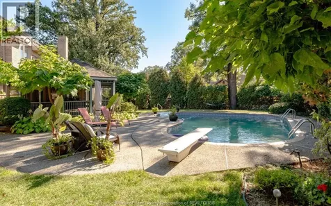 379 Elmgrove Drive Lakeshore ON N8N 4H2
