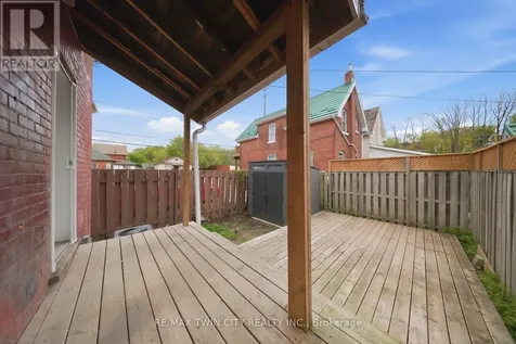 76 Grey Street North Brantford ON N3T 2T5
