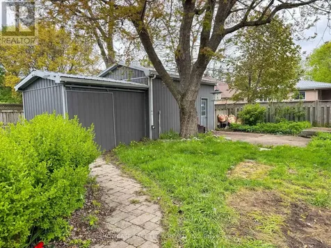 21 Clarence Street Aylmer ON N5H 1T6