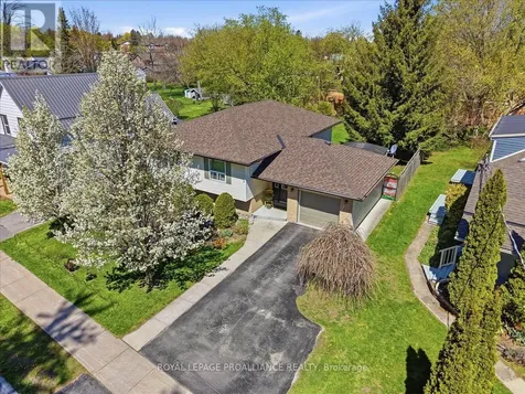 82 West Mary Street Prince Edward County (picton Ward) ON K0K 2T0
