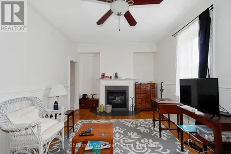 537 Ste Marie Street Collingwood ON L9Y 3L2