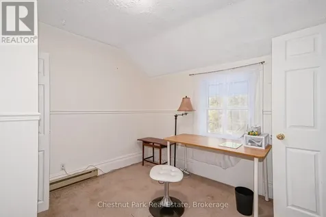 537 Ste Marie Street Collingwood ON L9Y 3L2