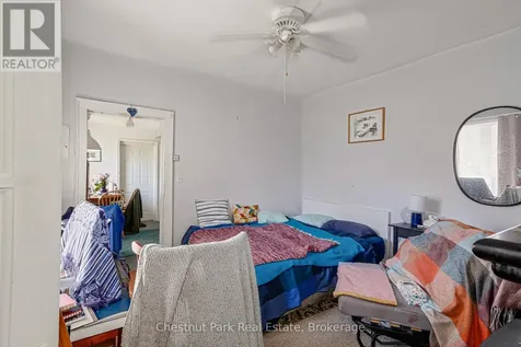537 Ste Marie Street Collingwood ON L9Y 3L2