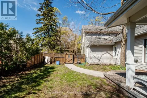 537 Ste Marie Street Collingwood ON L9Y 3L2
