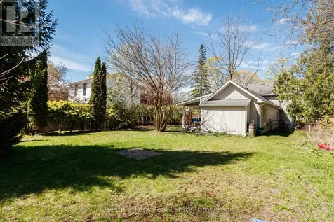 537 Ste Marie Street Collingwood ON L9Y 3L2