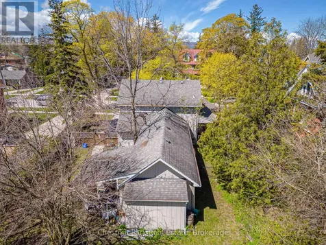 537 Ste Marie Street Collingwood ON L9Y 3L2