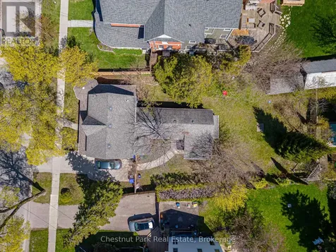 537 Ste Marie Street Collingwood ON L9Y 3L2