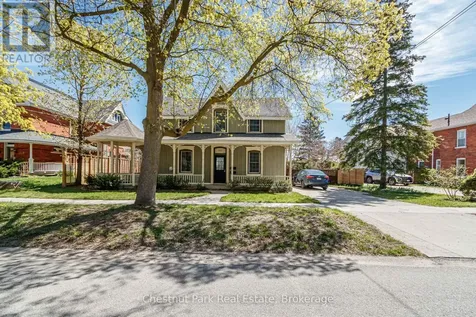 537 Ste Marie Street Collingwood ON L9Y 3L2