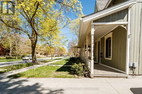 537 Ste Marie Street Collingwood ON L9Y 3L2