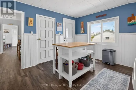 13 Centre Street Penetanguishene ON L9M 1P1