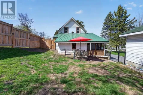 13 Centre Street Penetanguishene ON L9M 1P1