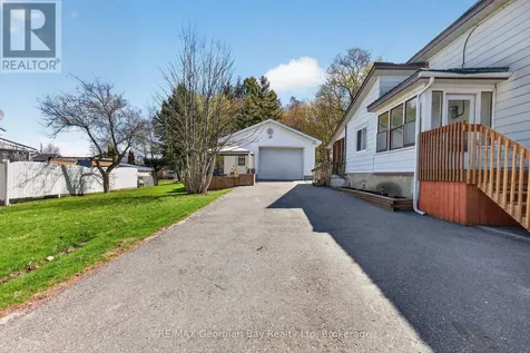 13 Centre Street Penetanguishene ON L9M 1P1