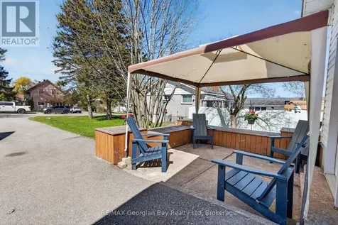 13 Centre Street Penetanguishene ON L9M 1P1