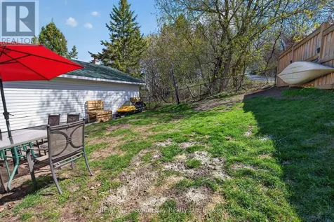 13 Centre Street Penetanguishene ON L9M 1P1