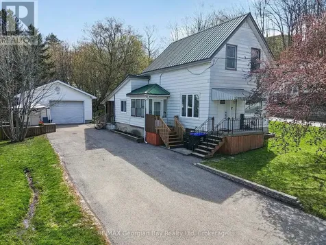13 Centre Street Penetanguishene ON L9M 1P1