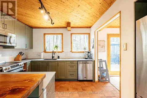 218 Raglan Street Grey Highlands ON N0C 1E0
