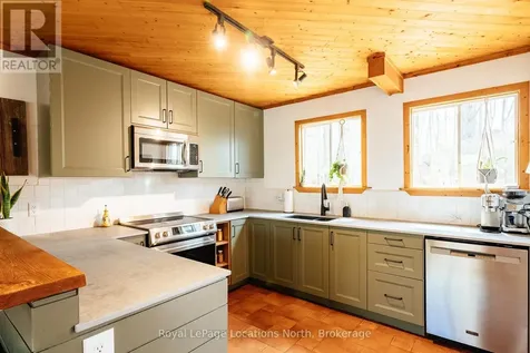 218 Raglan Street Grey Highlands ON N0C 1E0