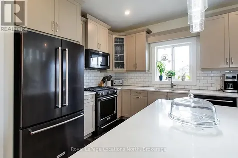 204 Mactay Drive Chatsworth ON N0G 1H0