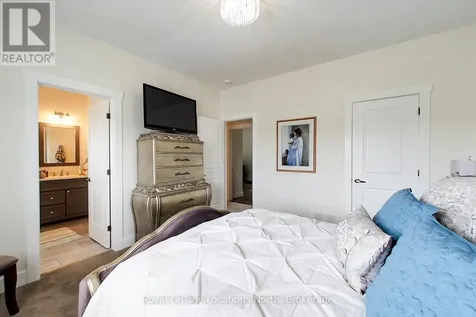 204 Mactay Drive Chatsworth ON N0G 1H0