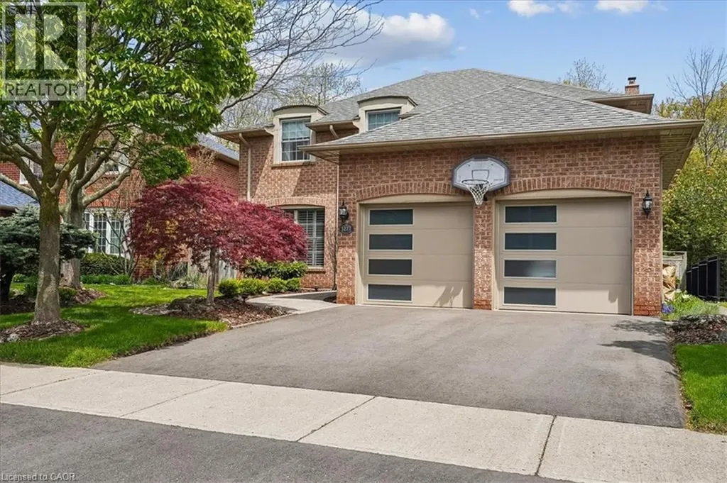 1277 Old Bridle Path Oakville ON L6M 1A3