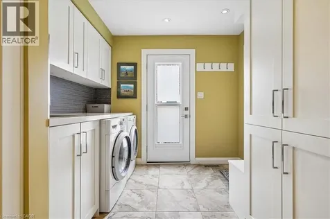 1277 Old Bridle Path Oakville ON L6M 1A3