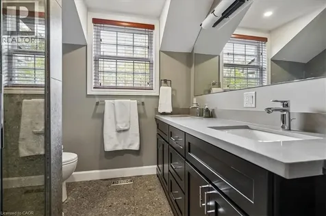 1277 Old Bridle Path Oakville ON L6M 1A3