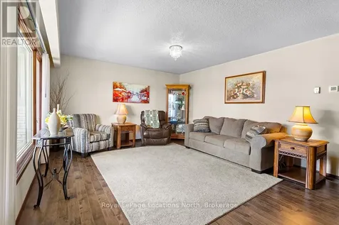 317044 Highway 6 & 10 Chatsworth ON N0H 1G0