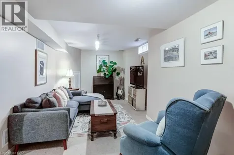4 Edgewater Drive Stoney Creek ON L8E 4Z3