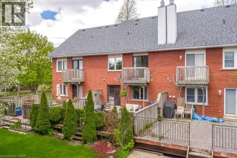 4 Edgewater Drive Stoney Creek ON L8E 4Z3